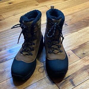 NWT All in Motion Men's Blaise Waterproof Winter Snow Boots